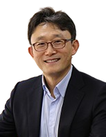 KT CEO: Park Yoon-young